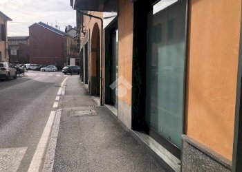 Negozio Via Torino, Saluzzo - foto 17