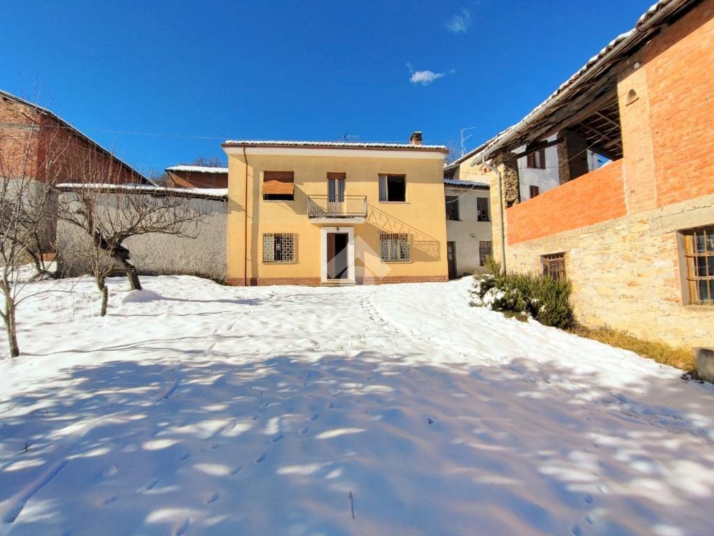 Casa indipendente Frazione Garadassi, Fabbrica Curone - foto 2