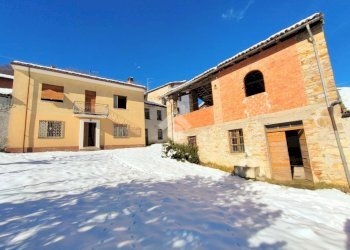 Casa indipendente Frazione Garadassi, Fabbrica Curone - foto 1