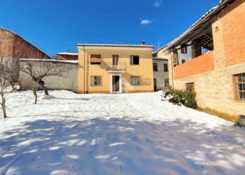 Casa indipendente Frazione Garadassi, Fabbrica Curone - foto 2