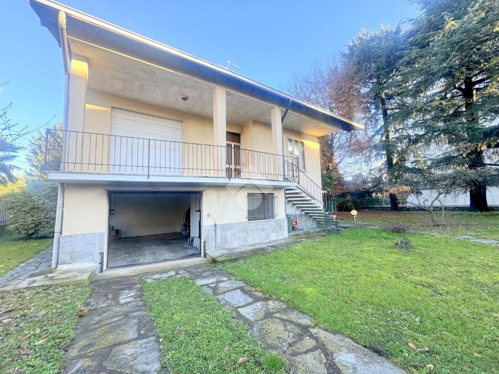 Villa Via Per Cesate, Garbagnate Milanese - foto 2