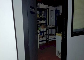 Negozio Via San Giacomo 48, Modena (zona Circoscrizione 1) - foto 8