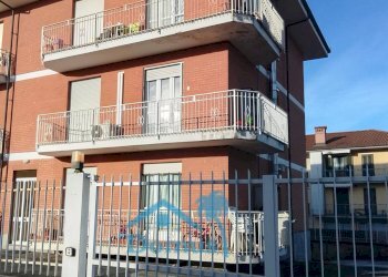 Three-room apartment Via Ricovero Consolata, 8, Buriasco - photo 1