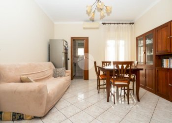 Trilocale Viale Papa Giovanni XXIII, Beinasco - foto 1