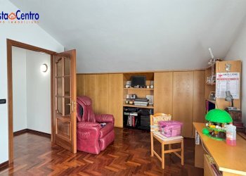 Foto 17 - Trilocale Via Monte Solarolo
 
16, Aosta - foto 17