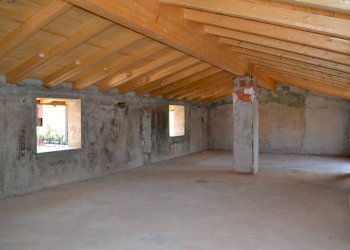 Foto 17 - Attic via Vittorio Veneto
 
1, Madone - photo 17