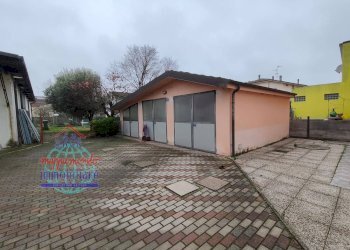 Foto 26 - Trilocale via spallanzani
 
8, Cento - foto 25