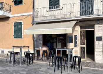 Foto 2 - Locale Commerciale via Largo Oberdan
 
4, Chiaravalle - foto 2