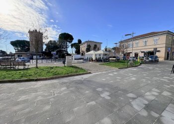 Foto 7 - Locale Commerciale via Largo Oberdan
 
4, Chiaravalle - foto 7