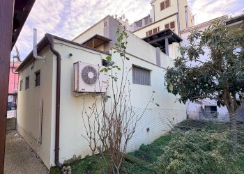 Foto 19 - Locale Commerciale via Largo Oberdan
 
4, Chiaravalle - foto 19