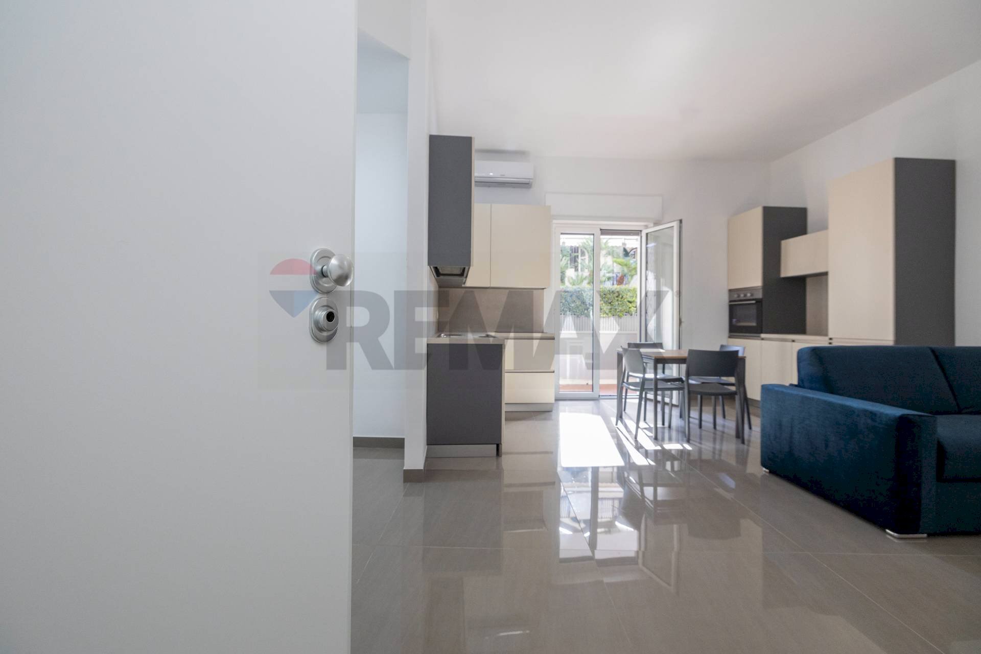 Sala da pranzo - Bilocale via Torino
 
24, Frattamaggiore - foto 1