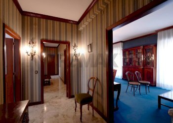 Hall / corridoio - Appartamento Viale Del Concilio Vaticano Ii
 
130, Bari - foto 3