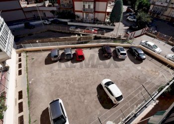 Edificio all\'aperto - Appartamento Viale Del Concilio Vaticano Ii
 
130, Bari - foto 12