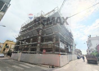 Edificio all\'aperto - Three-room apartment Via Tasso
 
nc, Bitritto - photo 4
