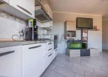 Cucina - Trilocale Località Carpio
 
3, Cugliate-Fabiasco - foto 4