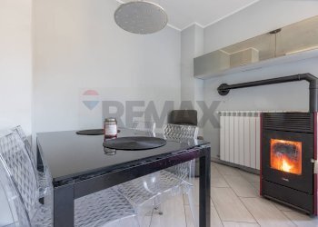 Sala da pranzo - Trilocale Località Carpio
 
3, Cugliate-Fabiasco - foto 6