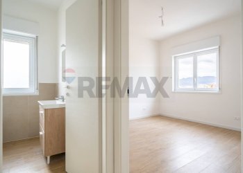 disimpegno zona notte - Two-room apartment Via Papa Paolo VI
 
18, Palermo - photo 10