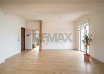 living - Two-room apartment Via Papa Paolo VI
 
18, Palermo - photo 18