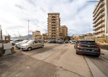 prospetto edificio - Two-room apartment Via Papa Paolo VI
 
18, Palermo - photo 22