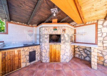 Forno e cucina a legna - Villa Contrada Sant'Onofrio
 
snc, Trabia - foto 10
