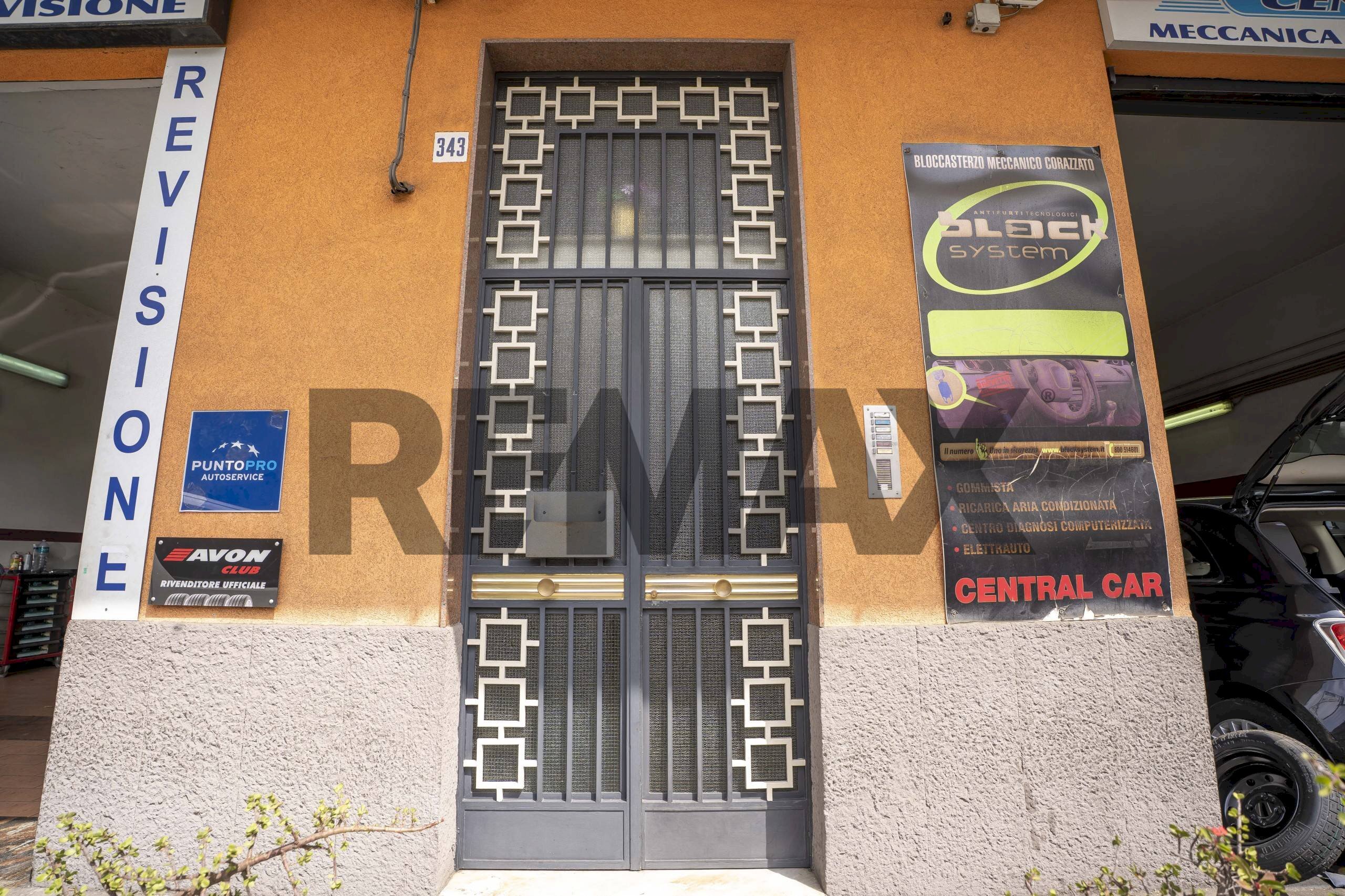Edificio all\'aperto - Quadrilocale Via della Regione
 
343, San Giovanni la Punta - foto 2