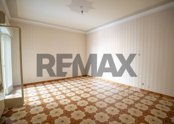 Stanza vuota - Four-room apartment Via della Regione
 
343, San Giovanni la Punta - photo 17