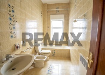 Bagno - Four-room apartment Via della Regione
 
343, San Giovanni la Punta - photo 19