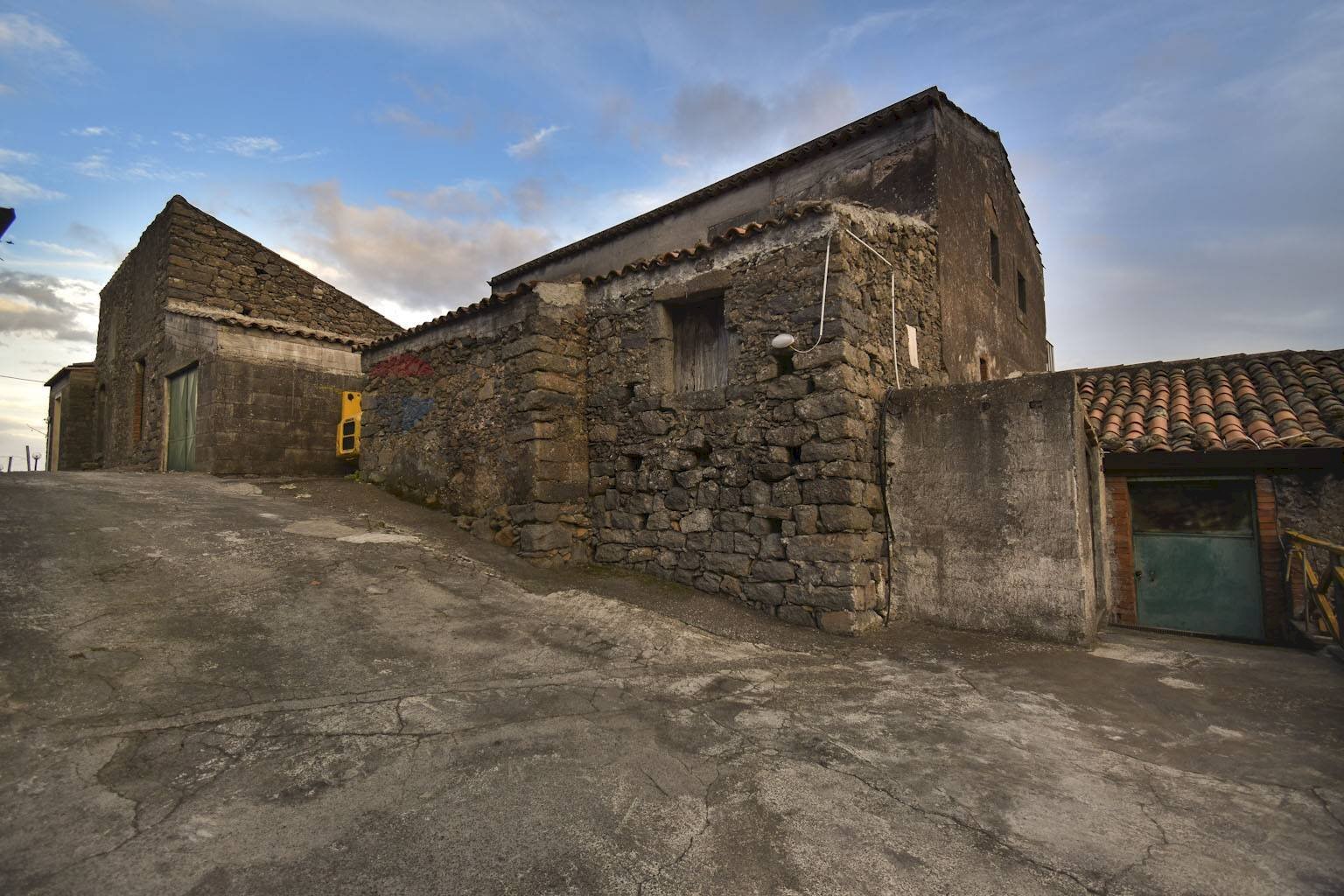 Casa all\'aperto - Rustic Via Martiti d'Ungheria
 
24, Milo - photo 2