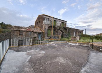 Casa all\'aperto - Rustic Via Martiti d'Ungheria
 
24, Milo - photo 2