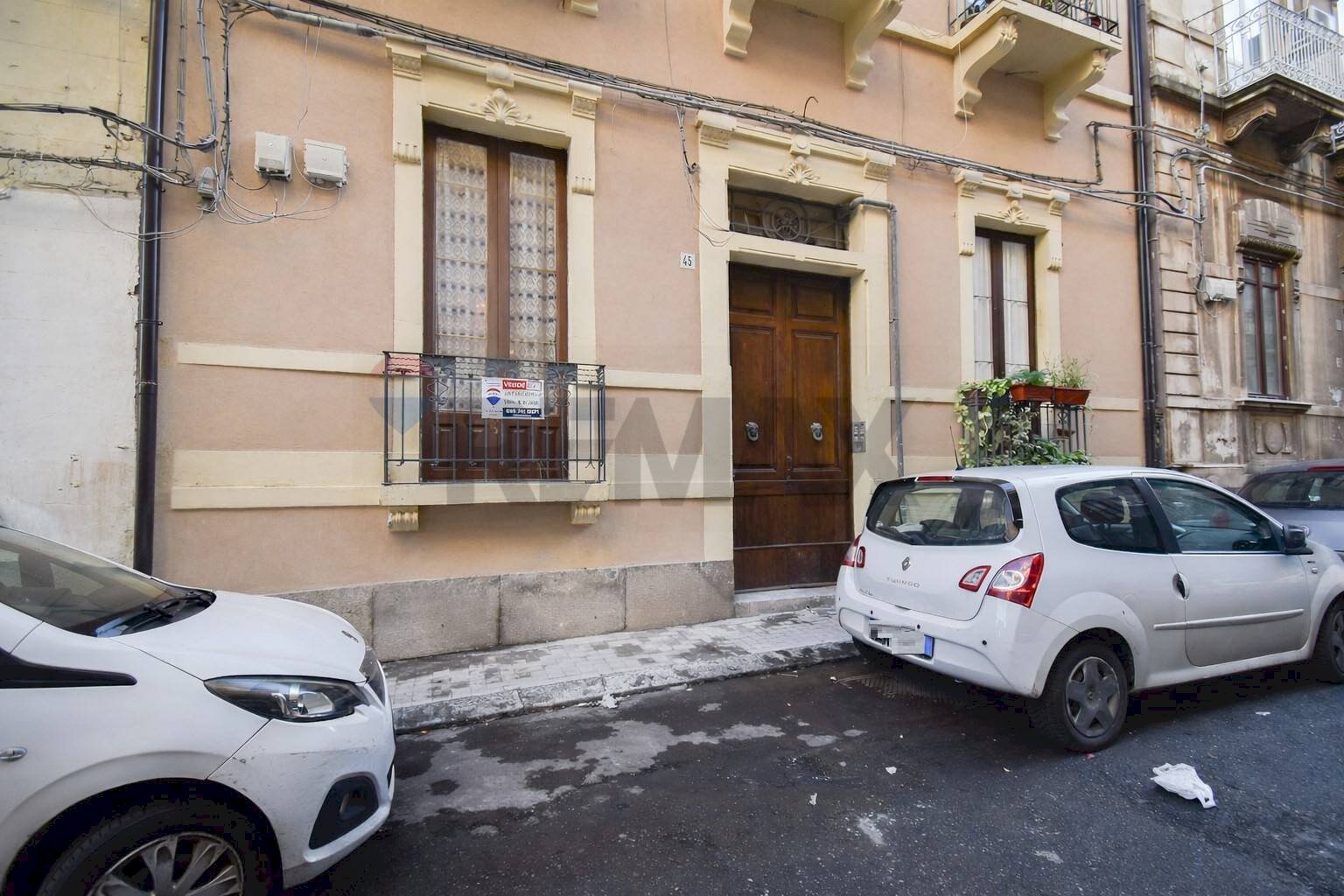 Edificio all\'aperto - Quadrilocale Via Quintino Sella
 
45, Catania - foto 3