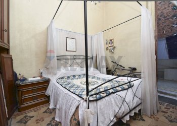 Camera / camera da letto - Quadrilocale Via Quintino Sella
 
45, Catania - foto 8