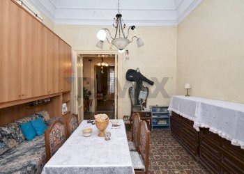 Sala da pranzo - Quadrilocale Via Quintino Sella
 
45, Catania - foto 21