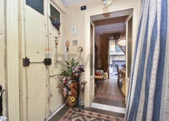 Hall / corridoio - Quadrilocale Via Quintino Sella
 
45, Catania - foto 25