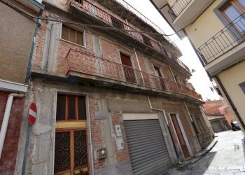 Edificio all\'aperto - Casa indipendente Via Artale Alagona
 
54, Calatabiano - foto 4
