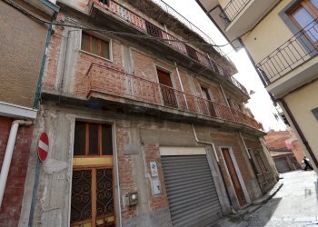 Edificio all\'aperto - Casa indipendente Via Artale Alagona
 
54, Calatabiano - foto 5