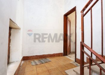 Hall / corridoio - Casa indipendente Via Artale Alagona
 
54, Calatabiano - foto 13