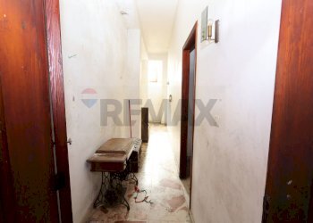 Hall / corridoio - Casa indipendente Via Artale Alagona
 
54, Calatabiano - foto 15