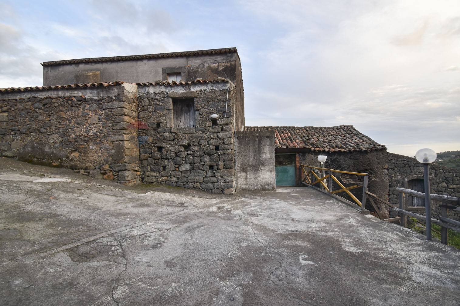 Casa all\'aperto - Rustic Via Martiri d'Ungheria
 
24, Milo - photo 1