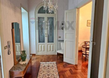 Hall / corridoio - Stable - Palace via Cordici
 
15, Erice - photo 5