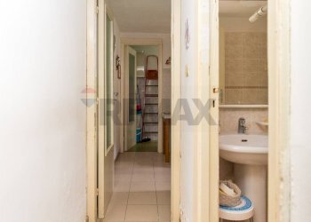 Hall / corridoio - Casa indipendente Via Pietro Fullone
 
14, Catania - foto 15