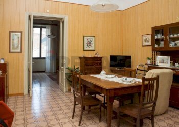 Sala da pranzo - Casa indipendente Via Pietro Fullone
 
14, Catania - foto 24