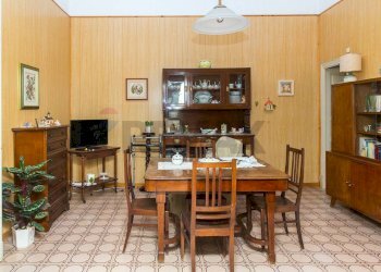 Sala da pranzo - Casa indipendente Via Pietro Fullone
 
14, Catania - foto 25