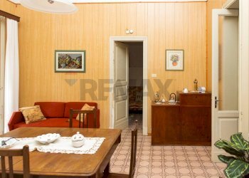 Sala da pranzo - Casa indipendente Via Pietro Fullone
 
14, Catania - foto 26