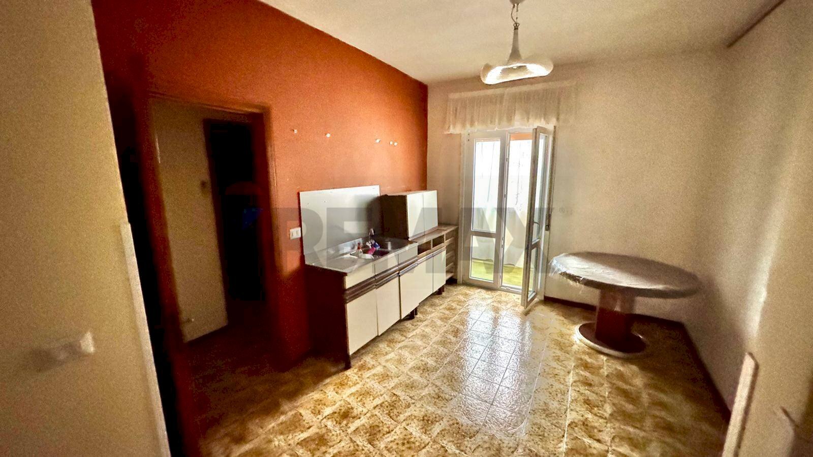 Soggiorno - Four-room apartment Via Paladino
 
36, Giardini-Naxos - photo 3