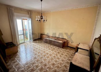 Camera / camera da letto - Quadrilocale Via Paladino
 
36, Giardini-Naxos - foto 2