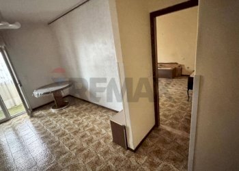 Hall / corridoio - Quadrilocale Via Paladino
 
36, Giardini-Naxos - foto 17