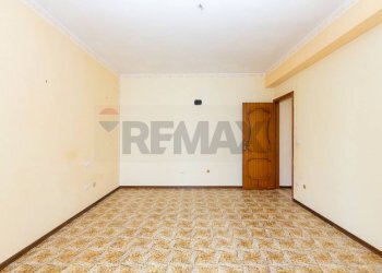 Stanza vuota - Quadrilocale Via Paladino
 
36, Giardini-Naxos - foto 4