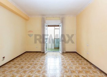 Stanza vuota - Quadrilocale Via Paladino
 
36, Giardini-Naxos - foto 5