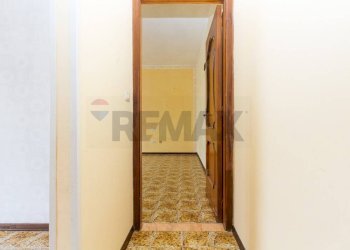 Hall / corridoio - Quadrilocale Via Paladino
 
36, Giardini-Naxos - foto 6