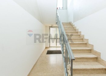 Scale - Quadrilocale Via Paladino
 
36, Giardini-Naxos - foto 22